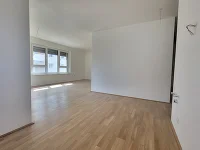 Blick vom Küchenbereich ins Wohnzimmer Top 4