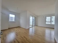 Blick vom Vorraum in Wohnküche Top 8