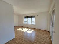 Blich von Küche ins Wohnzimmer