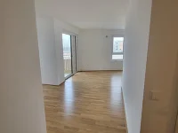 Blick vom Vorraum in Wohnküchenbereich Top 10