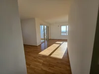 Blick aus Vorraum in Wohnküche Top 16