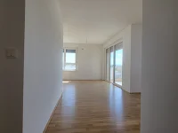 Blick aus Vorraum in Wohnküche Top 17
