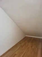 Abstellraum unter Treppe