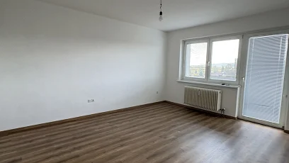 Vorschaubild des Objekts „3-Zimmer-Wohnung mit Loggia, Top 17“