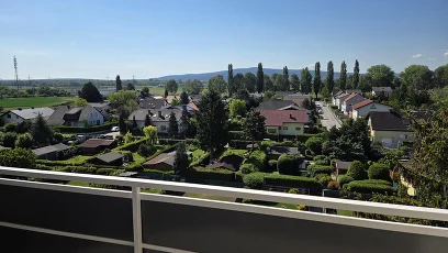 Vorschaubild des Objekts „3-Zimmer-Wohnung mit Loggia, Top 17“