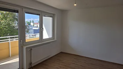 Vorschaubild des Objekts „2-Zimmer-Wohnung mit Loggia, Top 4“